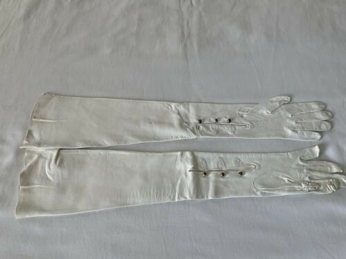 Vintage Women's Off White Leather Opera Gloves - Soft Leather Pearl Buttons 21”