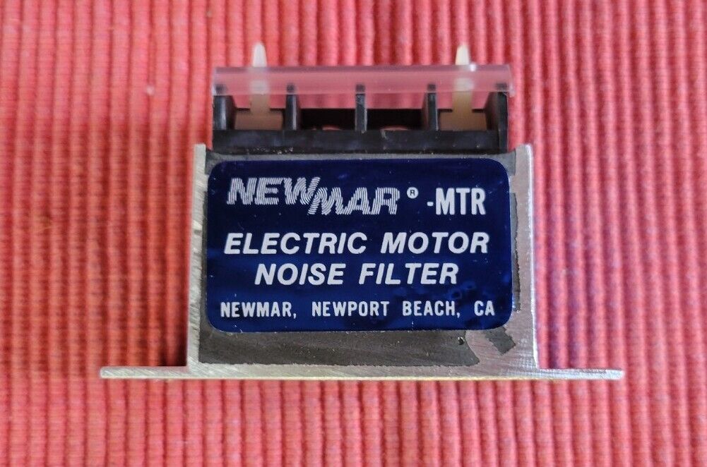 Newmar 8 Series Noise Filter, 20 Amp 150v 25 Amp 300v New Open Box Instr. Sheet